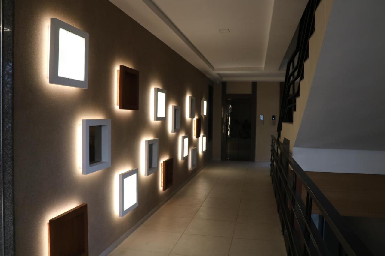 Sk Lords Inn Ahmedabad Ngoại thất bức ảnh