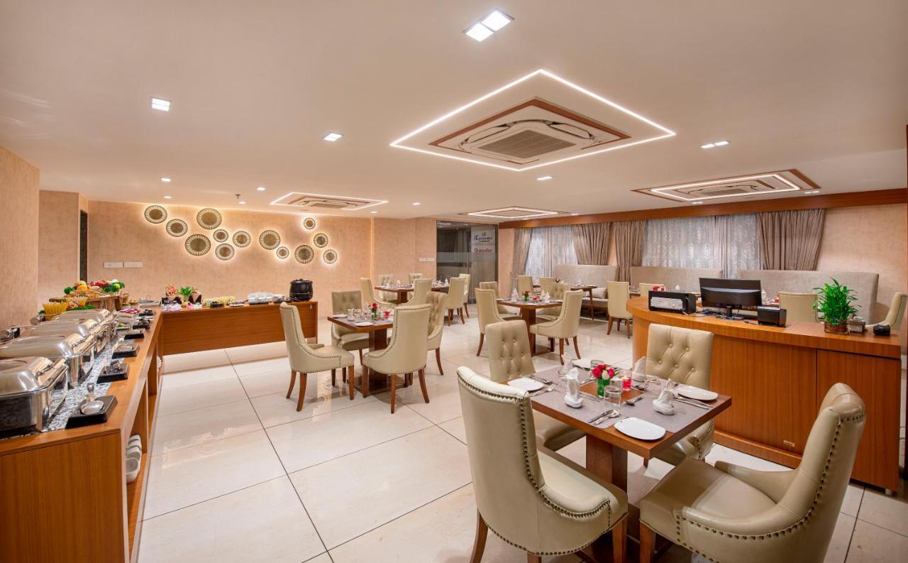 Sk Lords Inn Ahmedabad Ngoại thất bức ảnh