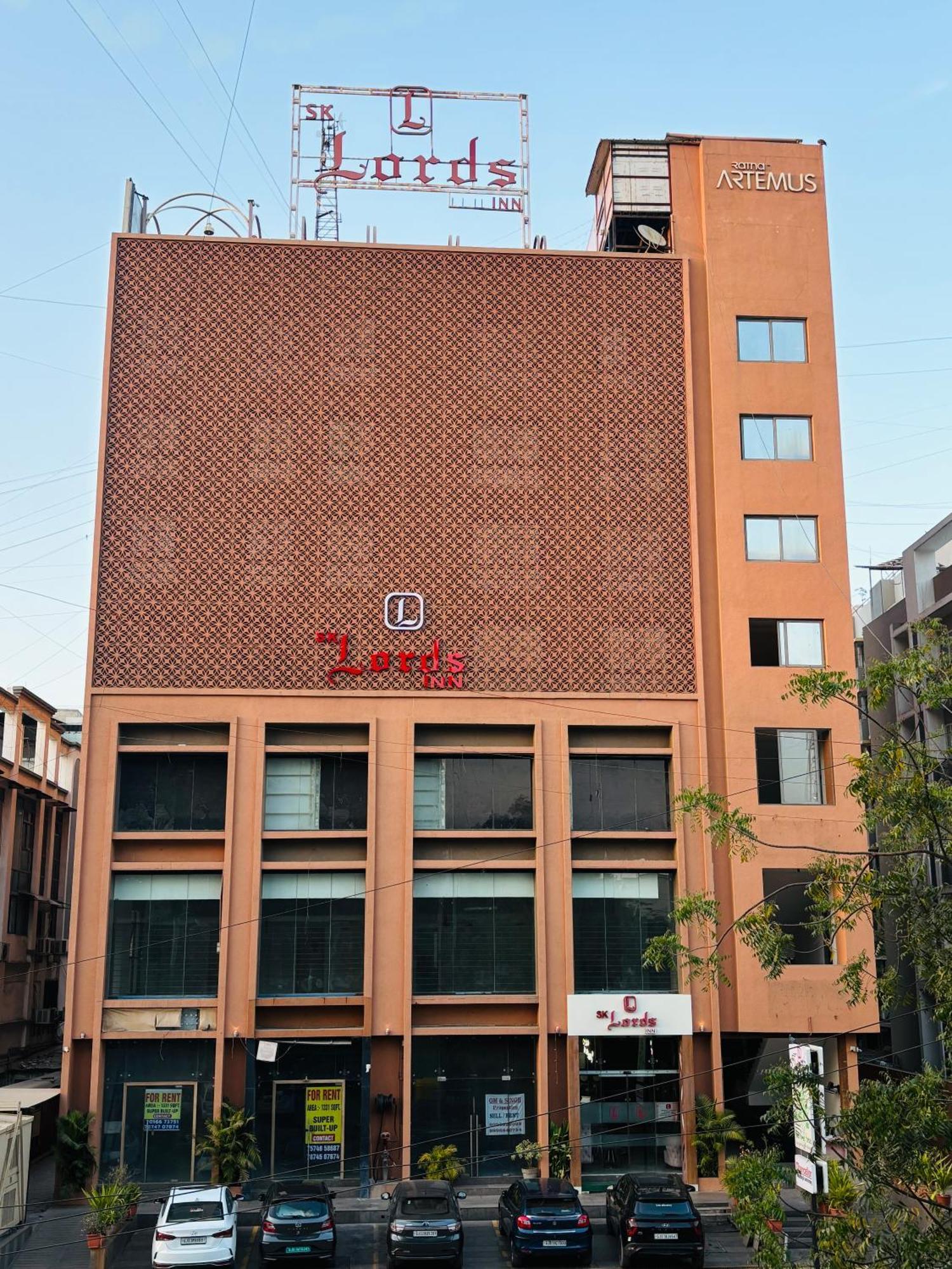 Sk Lords Inn Ahmedabad Ngoại thất bức ảnh